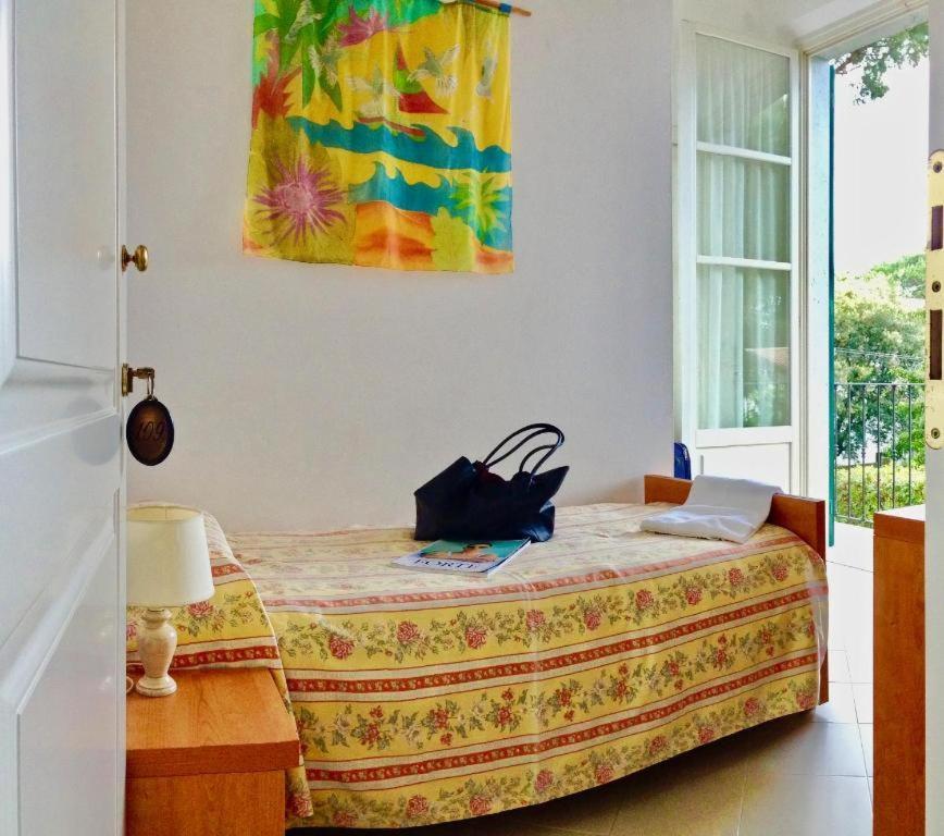Hotel Villa Fiorisella مارينا دي ماسا المظهر الخارجي الصورة